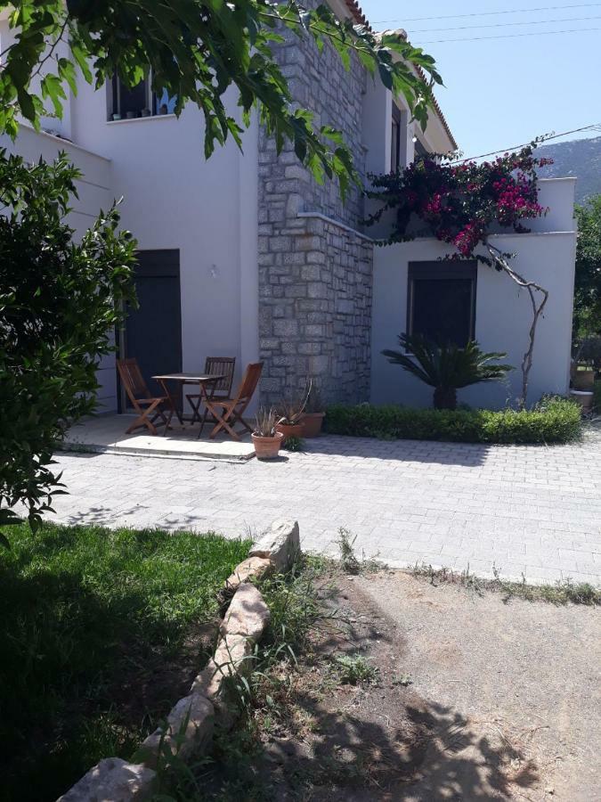 Aloe Apartment In Epidaurus Extérieur photo
